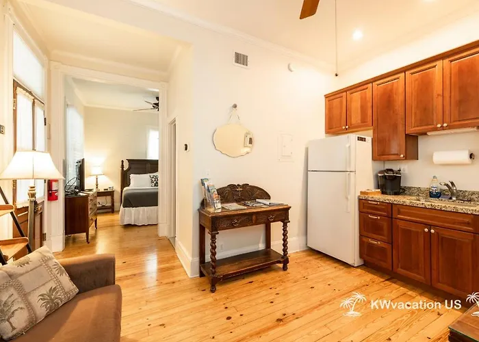 The Island Suite At Kw Vacation
